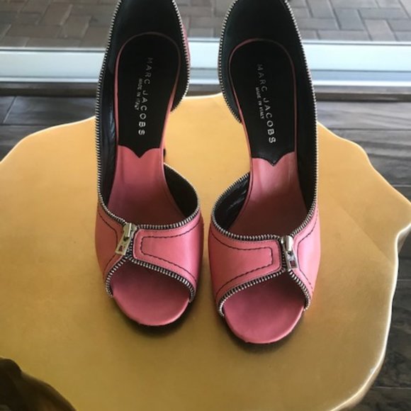 Marc Jacobs Heels - Picture 2 of 4